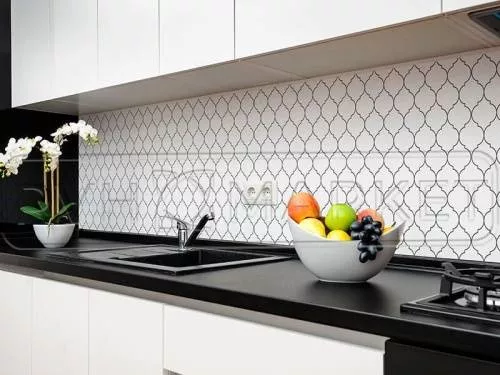 Экран для кухни из пластика Арабеска серебро 0,6 м (длина 3 м)