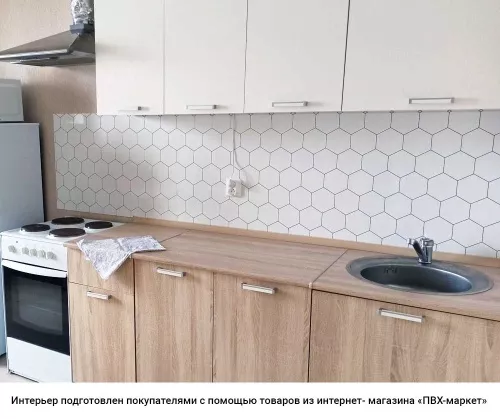 Экран для кухни из пластика Соты 0,6 м (длина 4 м)