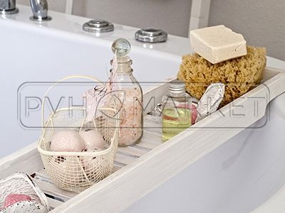 Фото. Полка для ванной белая из бамбука "Санторини" 700х145х45 мм. Интернет-магазин ПВХ Маркет