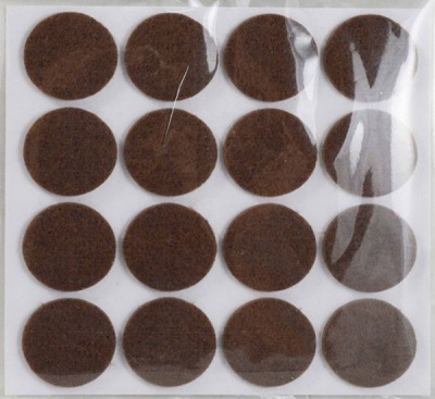 Протекторы для пола фетровые коричневые D 22 мм. Фото. Интернет-магазин ПВХ Маркет